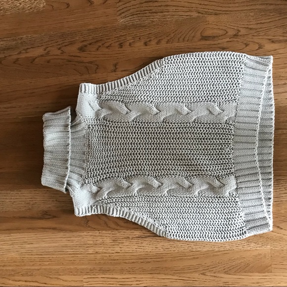 Kendall & Kylie Sleeveless Sweater size XS - Picture 3 of 5